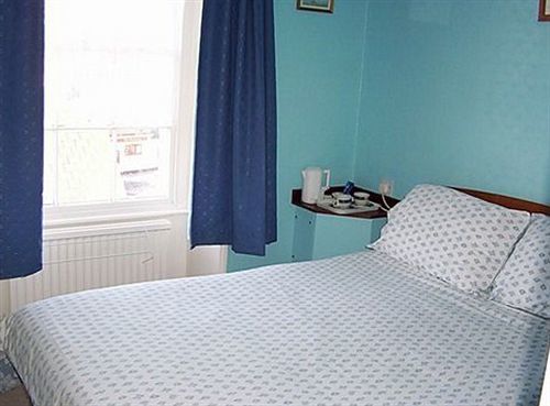Olivers Guest House Веймут Екстер'єр фото