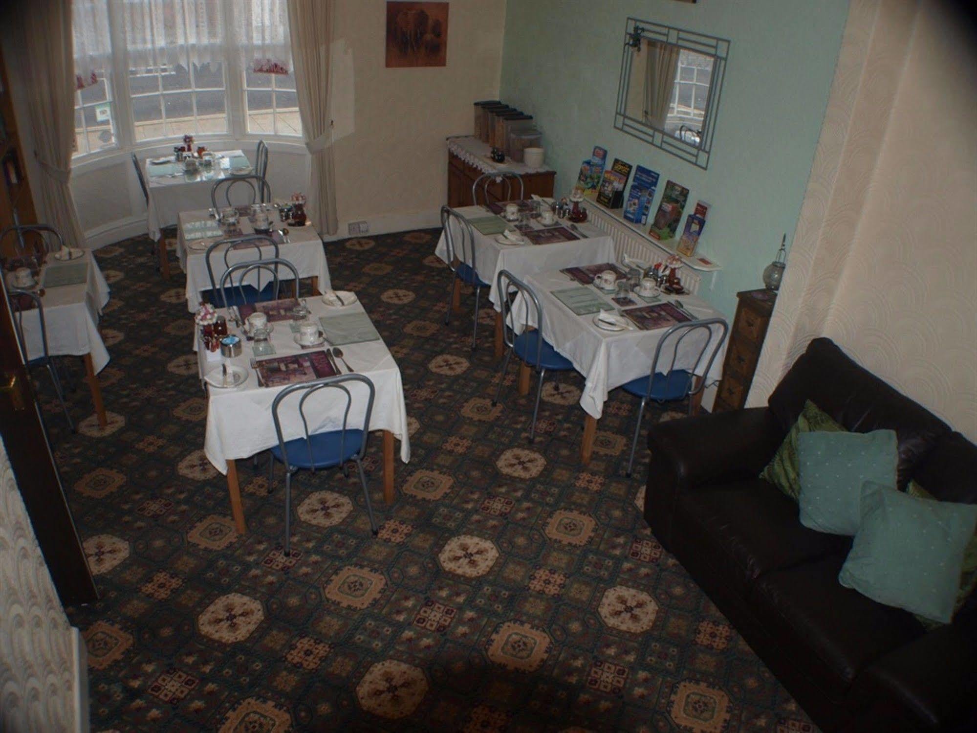 Olivers Guest House Веймут Екстер'єр фото
